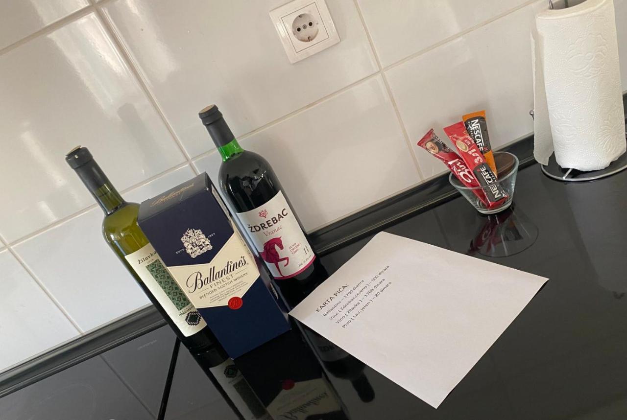 נובי סאד Apartmani Petra מראה חיצוני תמונה