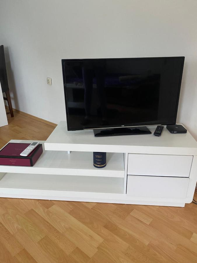 נובי סאד Apartmani Petra מראה חיצוני תמונה