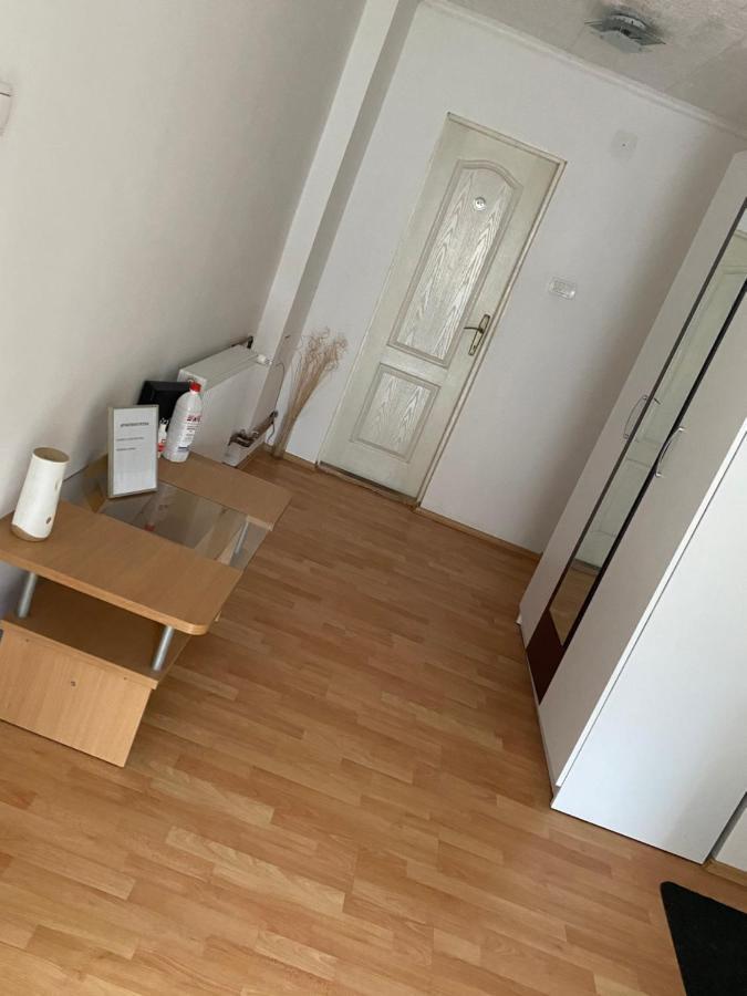 נובי סאד Apartmani Petra מראה חיצוני תמונה